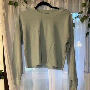 Forever 21 Lightweight Cropped Sweater